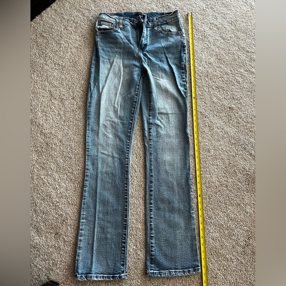 Fashion Nova size 7
